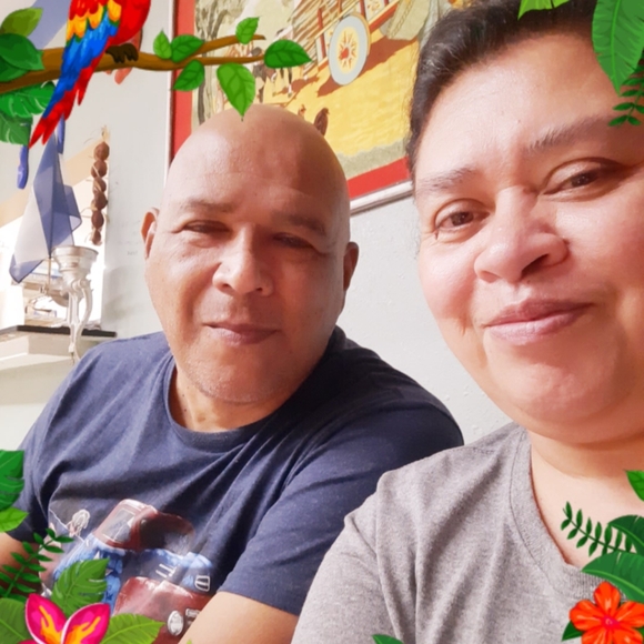 Meet your Posher, Ana ruth - Picture 1 of 1